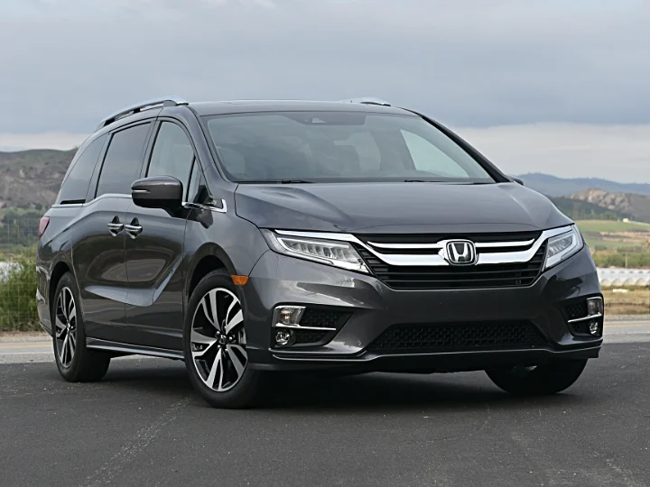 JDPA_2020 Honda Odyssey Elite Gray Front View